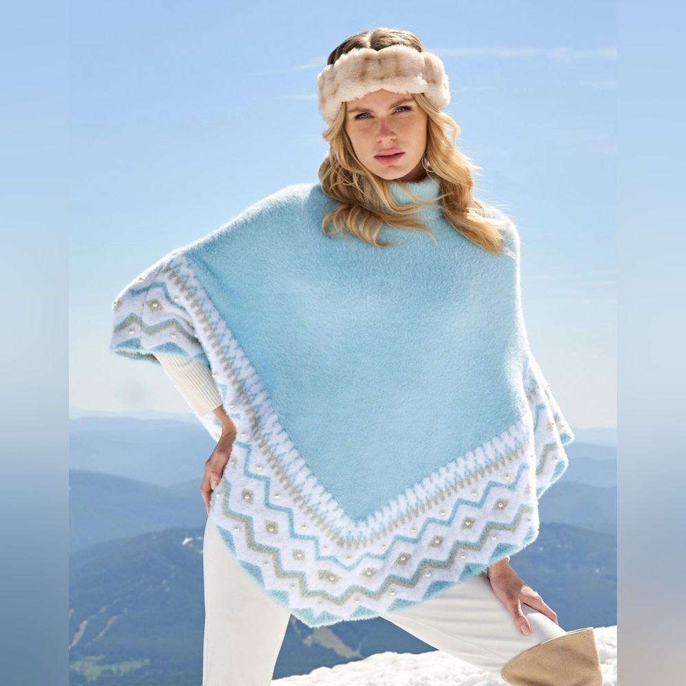 NWOT Boston Proper SZ M/L Plush Fair Isle Pearl Embellished Poncho Airy Blue